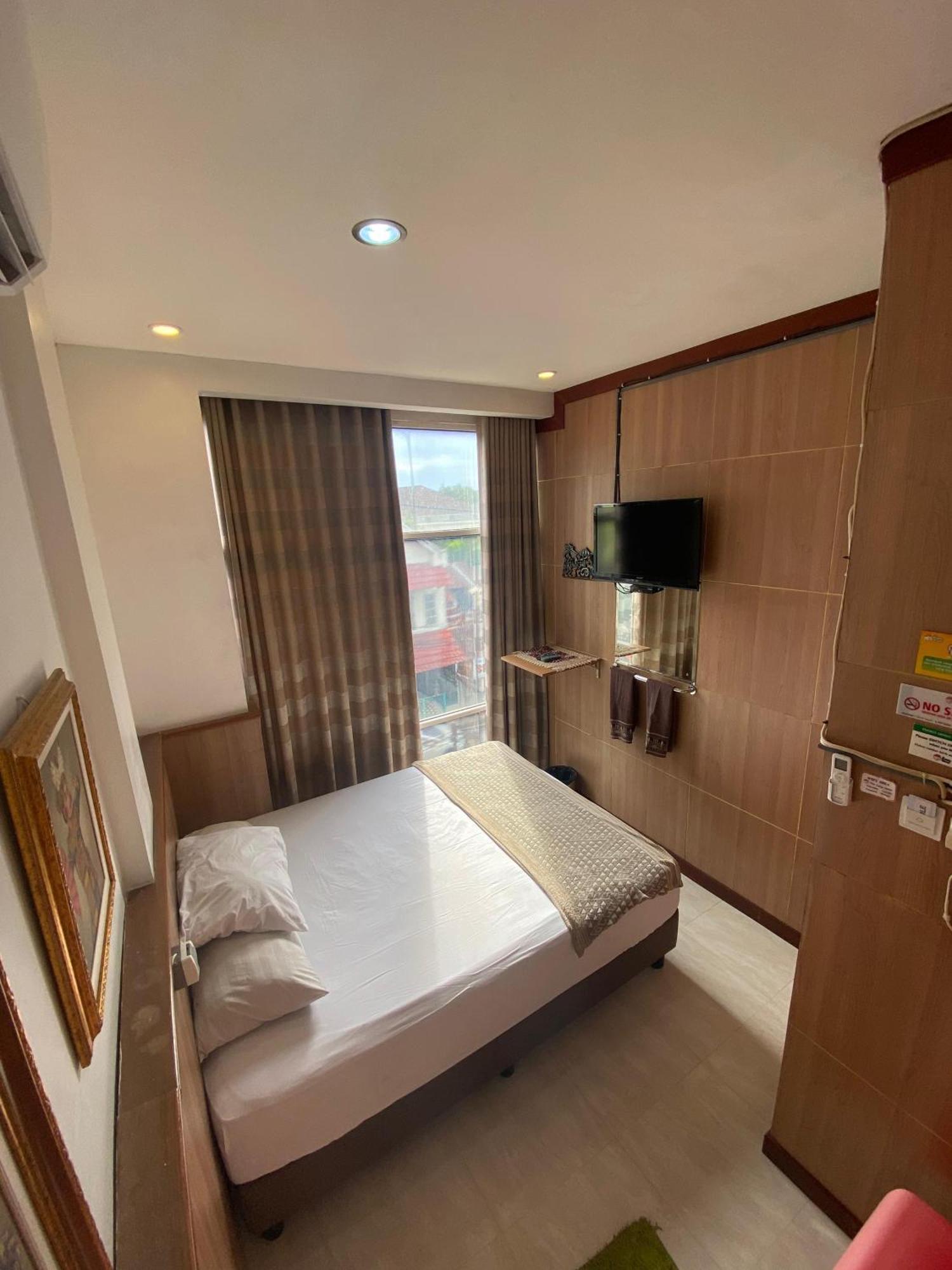 The Cabin Hotel Gandekan Yogyakarta Exterior foto