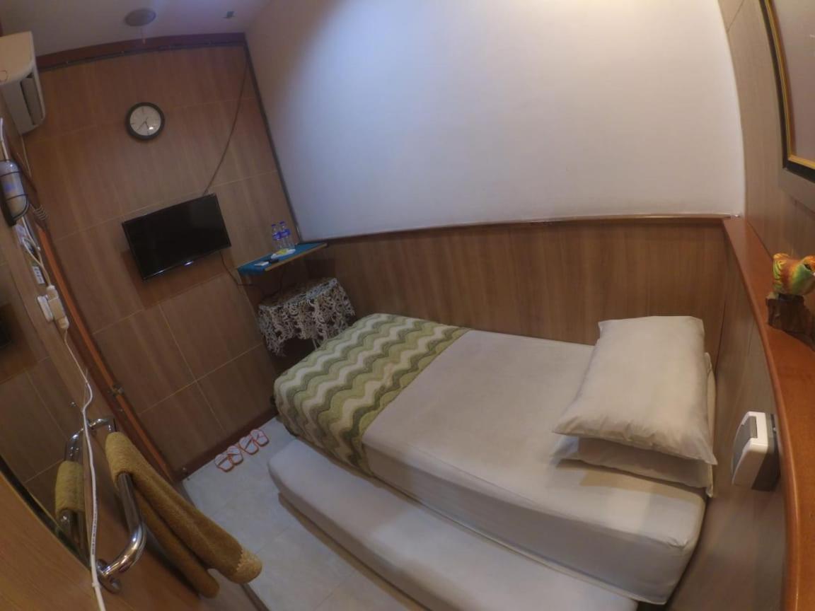 The Cabin Hotel Gandekan Yogyakarta Exterior foto